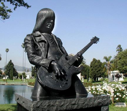Johnny Ramone statue